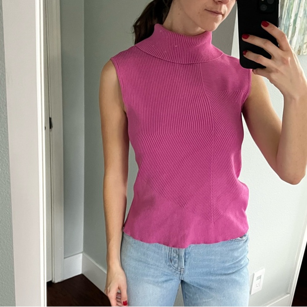Sleeveless Pink Ribbed Turtleneck Top